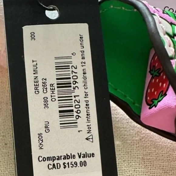 Kate Spade Sticky Situation Collectible Bubble Gum Keychain/Bag Charm NWT - Picture 4 of 4